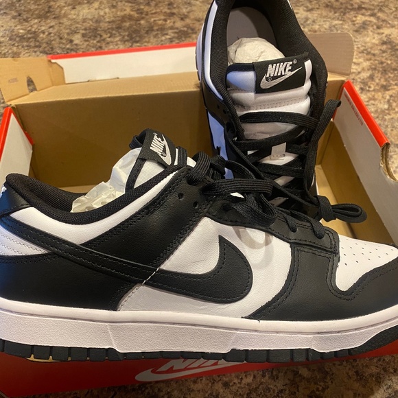 Nike Dunk Low Retro